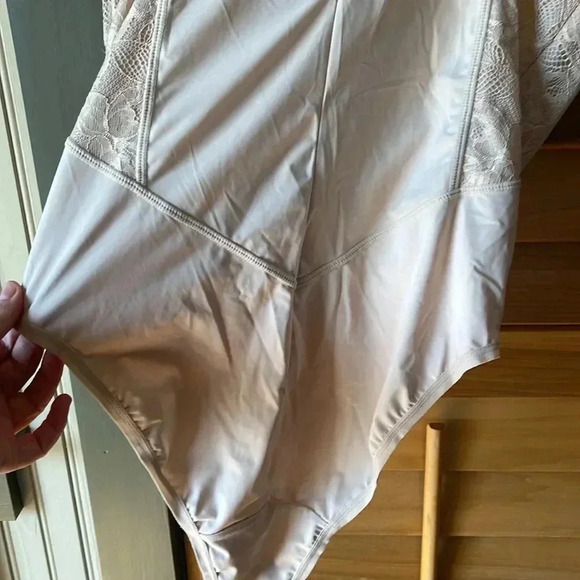 Esmara lingerie bodysuit shapewear size 40D - Picture 4 of 6